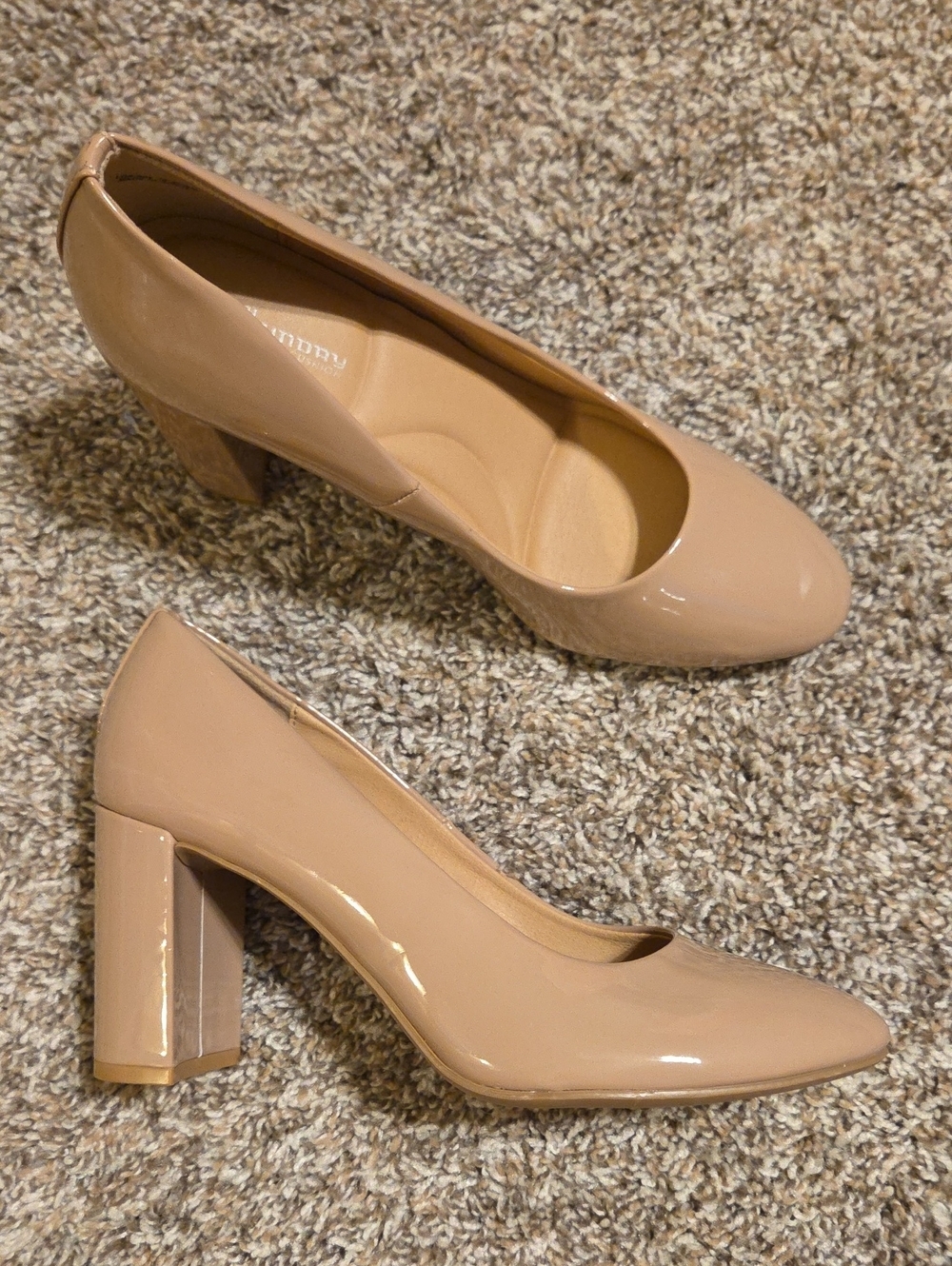 CL by Laundry Women's Lofty Pump